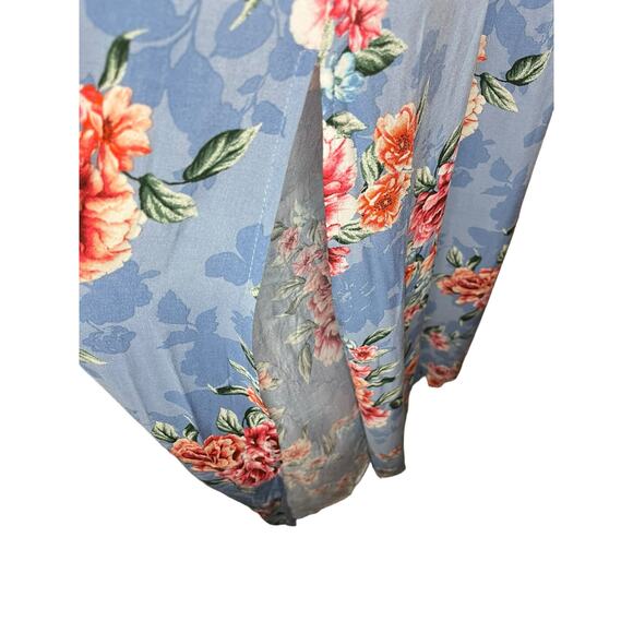 BOG Collective NWT Maxi Dress Size Medium. Light Blue And Pink Floral - Picture 4 of 9